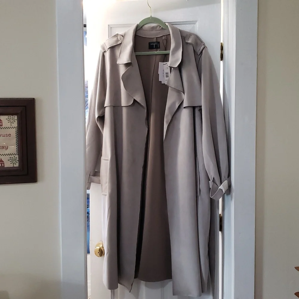 T Tahari Plus Size Mel Faux Suede Classic Trench Coat Light Taupe - Picture 3 of 15